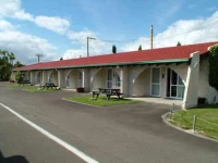 Aztec Motel 