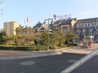 Gold Harbour Holiday Hotel 