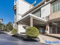 Yibin Hotel 