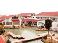 Boer Holiday Hotel 