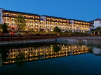 Oriental Hot Spring Resort Dalian 