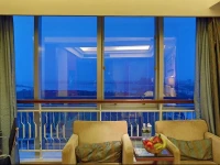 Golden Seaview Hotel 