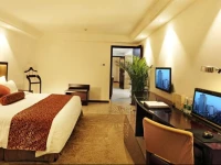 Haikou Happyness Hotel 
