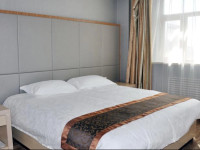 Harbin Zhuolin Hotel