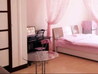 Rose Holiday Fashion Apartment 