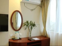 GreenTree Inn AnHui YaoHai District MingGuang Road Bus Station Express Hotel 