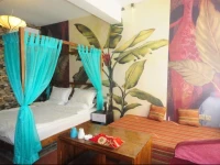Warm Flowers Guesthouse 2*