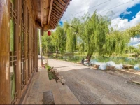 Lijiang Lake House 