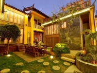 Lijiang Flower & Villa Hot Spring Inn 