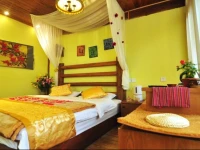 Lijiang Renjiamei Inn 