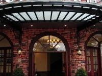 Leoko Hotel 