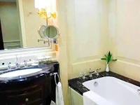 La Palazzo Hotel 