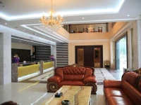 Nyingchi Galongla Grand Hotel 