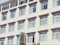Qirui Hotel 
