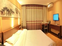 19 Street Hotel 