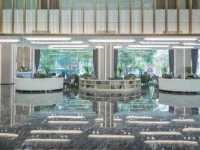 Sunshine Holiday Hotel 