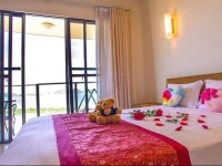 Coconut Tree Apartment 