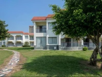 Yin Yuan Lin Hai Theme Hotel 