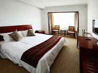 Donghua University Hotel 