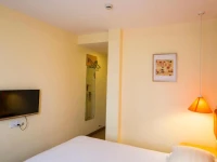 Home Inn Shanghai Quyang Business Centre Dabaishu Metro Station 