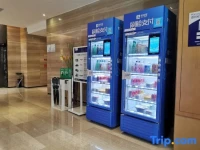 New Jinqiao Holiday Apartment 