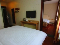 Yixuan Culture Theme Hotel 