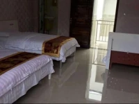 YaвЂ?an Shimian Zhaizimen Inn 