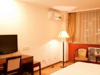 GreenTree Alliance Hebei Shijiazhuang New Railway Station West Huaian Road Hotel 