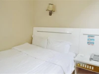 Yuhui Hotel 