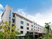 Golden Bridge Garden Hotel 