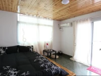 Tahiti Youth Hostel 