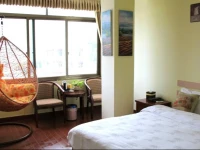 Yininghai Hostel 