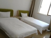 Elyse Apartment 