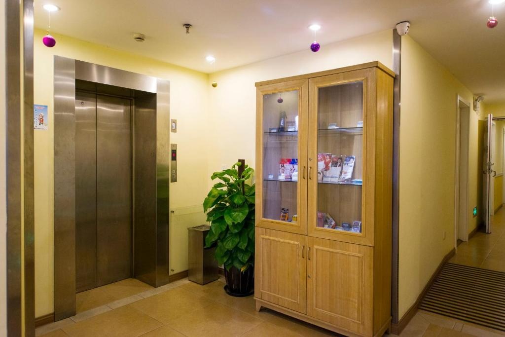 Home Inn Xining South Avenue 11Th High School 
