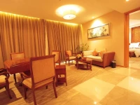 Dongshan Hotel 