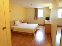 7Days Inn Xuzhou ThiRoad Peoples Hospital North Jiefang Road 