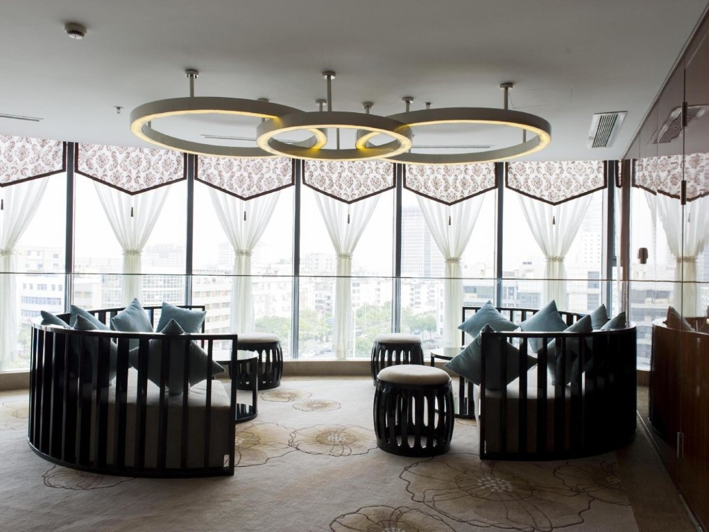 Yang Peng Jin Jiang Hotel 
