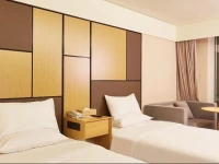 JI Hotel Yibin Laiying 