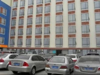 Luck 7 Iinn Yichang Xiling Road Number Two 