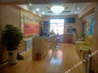 Zhang Ye Meng Tuo Ling International Youth Hostel 