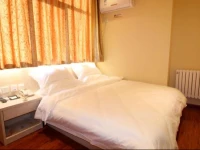 Super 8 Hotel Yantai Zhaoyuan Bus Terminal Branch 