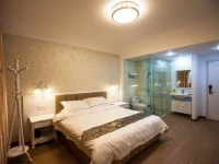 93 Hikers Hostel 