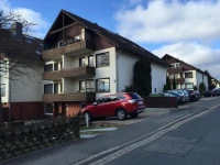 Wurmberg Hexe mit Blick auf den Wurmberg 