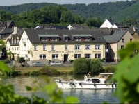 Winzerhotel und Restaurant zum Moselstrand 