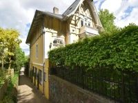 Gelbe Villa auf dem Museumsberg 