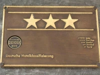 Falk Hotel 