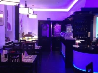 Yumi Hotel Sushi-Steaks & Friends 