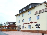 Hotel im Rheintal 3*