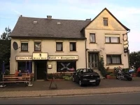 Black Bear Bikers Pub-Hotel 