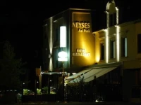 Hotel-Restaurant Neyses am Park 